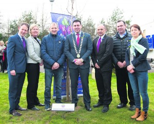 Minister of State Sean Sherlock, Mary Kelly, Chairperson of Racing Home for Easter Festival, John Hurley, Kildorrery,  Mayor of County Cork Cllr John Paul O'Shea, Pat O'Sullivan, Mallow, and Mike Kiely and Noreen O'Halloran from Mitchelstown at the unveiling of a plaque and a tree  planted in honour of organ  donors at Mallow Primary Healthcare Centre last Good Friday as part of the  Racing Home for Easter Festival. Photo by Sean jefferies Photography.